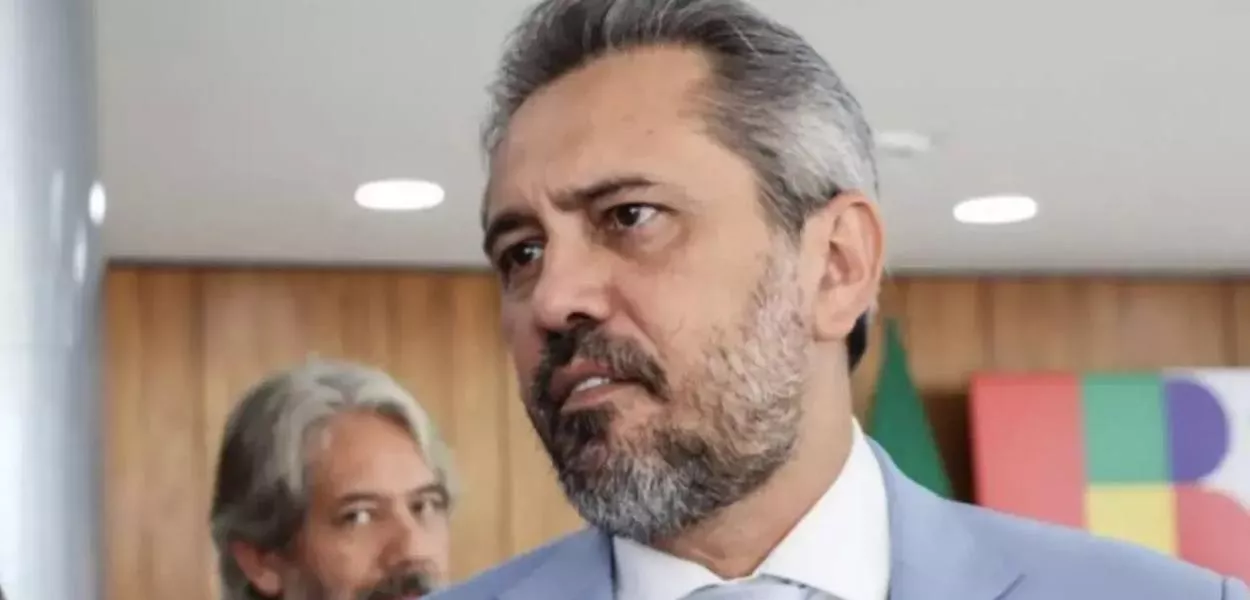 Oito governadores desistem da eleição e ficam no cargo até fim do mandato