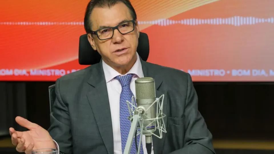 Marinho defende mobilização popular como pressão contra escala 6×1