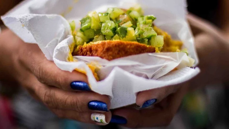 Festival gastronômico idealizado pelo MST movimenta bares boêmios do Rio de Janeiro