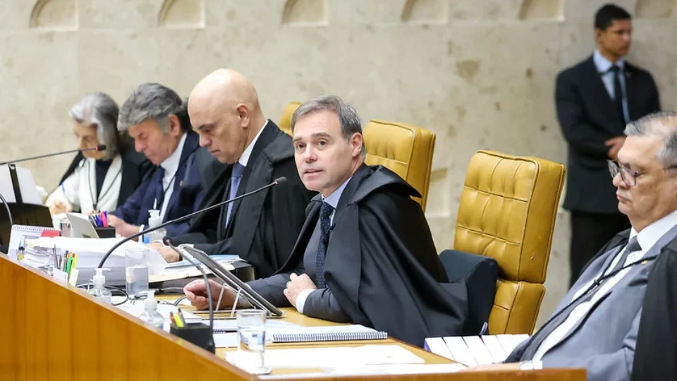Maioria dos militares não deve comparecer ao julgamento no STF; Bolsonaro é dúvida
