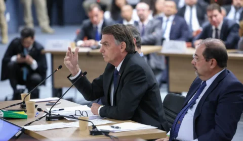 Moraes autoriza investigação sobre interferência de Bolsonaro na PF