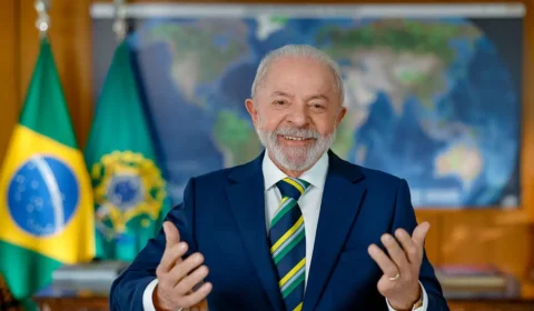 Lula exalta soberania e manda recado a Trump e Bolsonaro em pronunciamento do 7/9