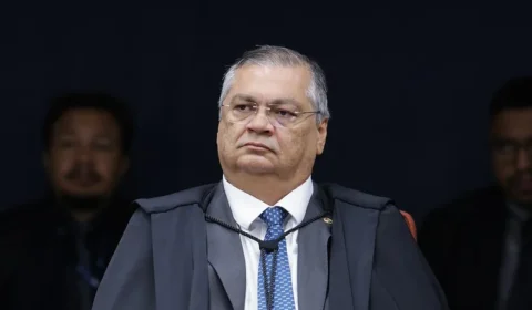Flávio Dino autoriza buscas em apartamento do deputado Antônio Doido