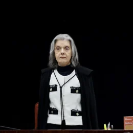 Cármen Lúcia antecipa saída do TSE, e Kassio assume presidência em maio