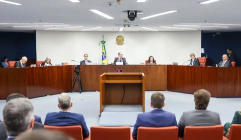 Primeira turma do STF decide hoje se condena mais seis réus pela trama golpista