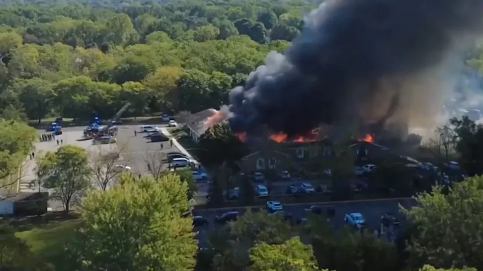 Ataque a tiros e incêndio deixam 4 mortos em igreja mórmon nos EUA