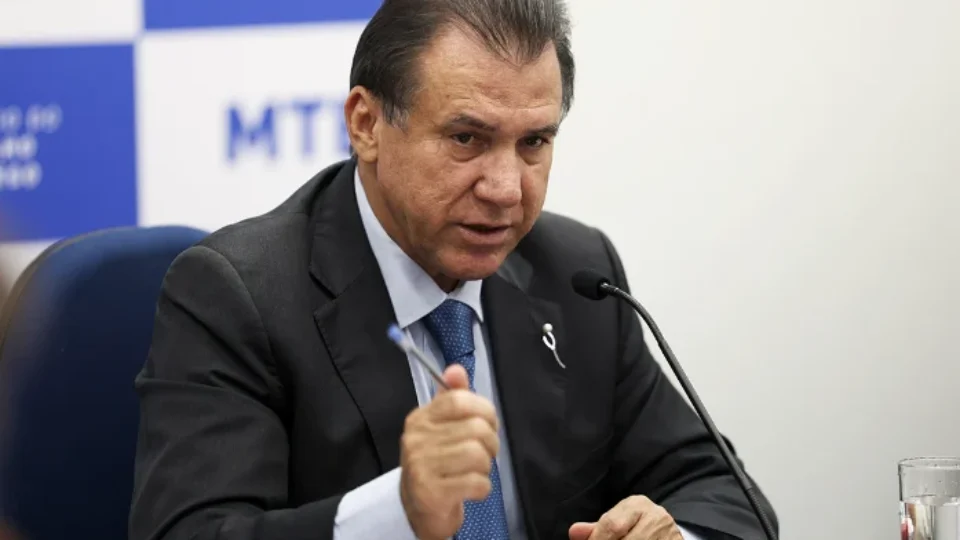 Contra decisão de ministro sobre JBS, fiscais do Trabalho deixam cargos