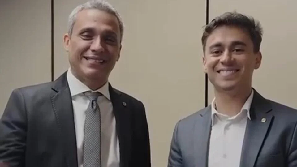Deputados do PT acionam PGR contra Nikolas Ferreira e Gustavo Gayer