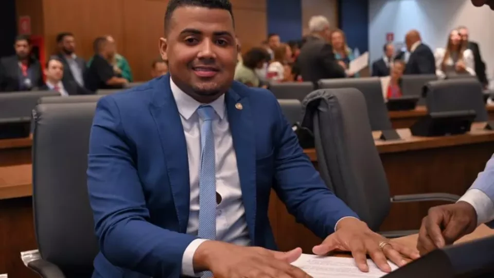 Deputado TH Joias é preso por tráfico, venda de armas e outros crimes no RJ