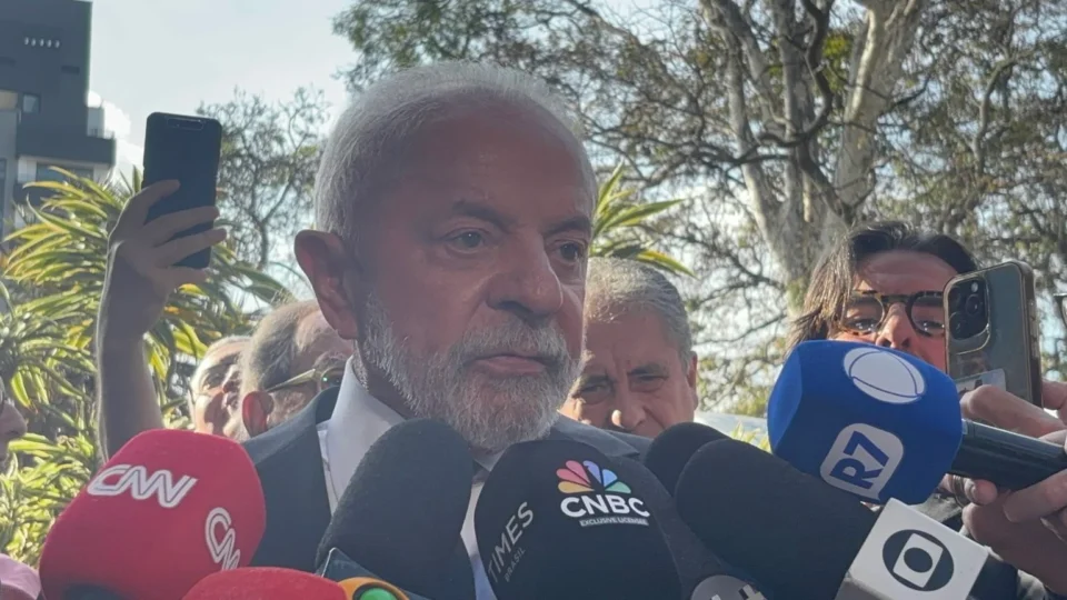 ‘Se for inocente, prove’, diz Lula sobre Bolsonaro ao defender presunção de inocência em julgamento