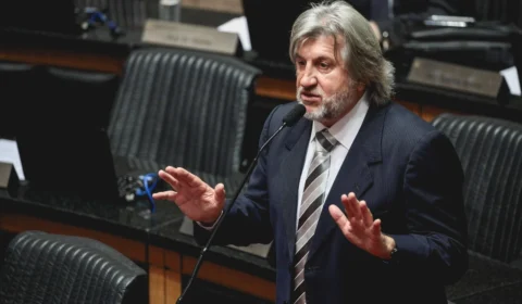 Milionário, prefeito de Camboriú ‘anti-Lula’ é a favor da taxação de ricos pela isenção do IR