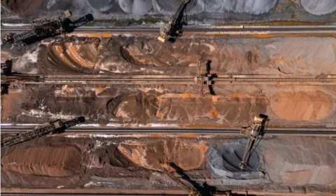 Para erguer pilha de rejeitos, CSN Mineração contesta identidade de quilombolas em MG