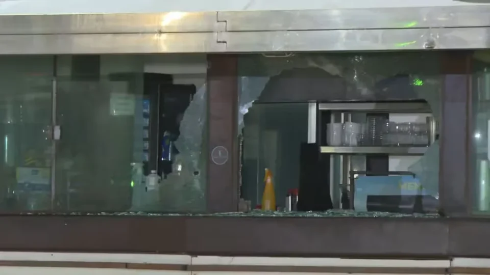 Ataques a tiros deixam três mortos e três feridos na orla do Rio de Janeiro