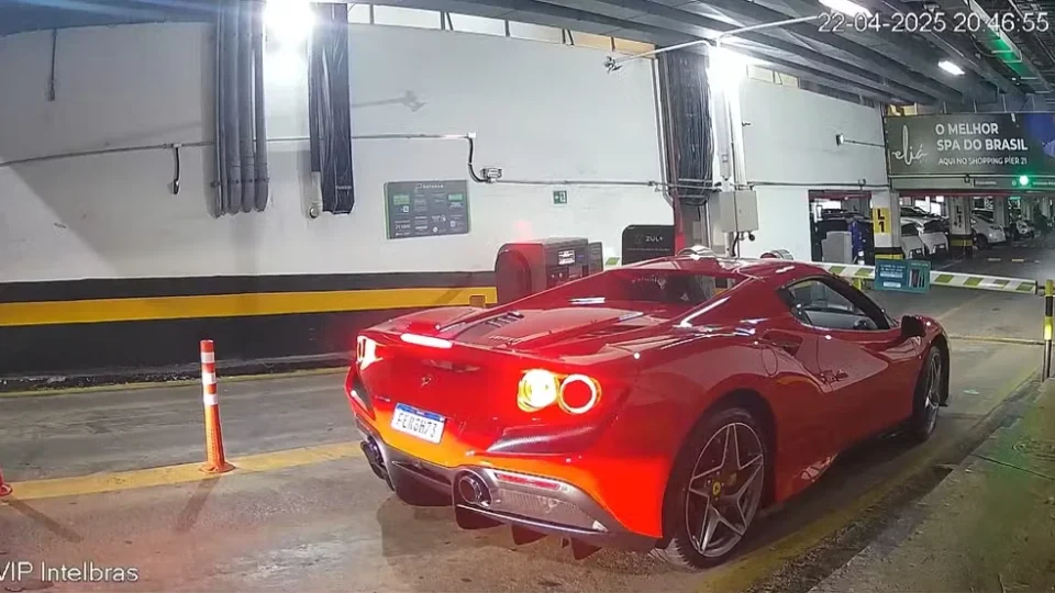 Desvios do INSS: empresário escondeu carros de luxo antes de operação da PF