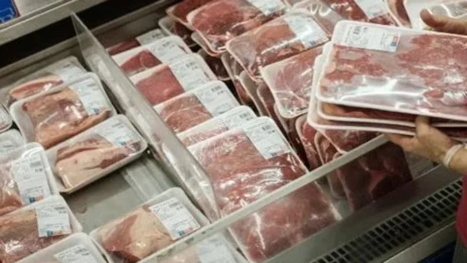 México segue a China, cria cotas para importação de carne e impacta o Brasil