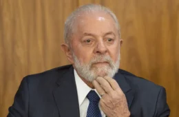 Lula acena a evangélicos e diz que maioria dos deputados pouco liga para o povo