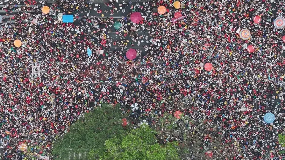 USP: Ato na Paulista teve 42 mil pessoas e Copacabana recebeu 41 mil pessoas