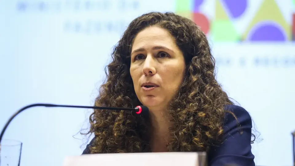 Governo Federal acaba com 44,5 mil cargos públicos considerados ‘obsoletos’