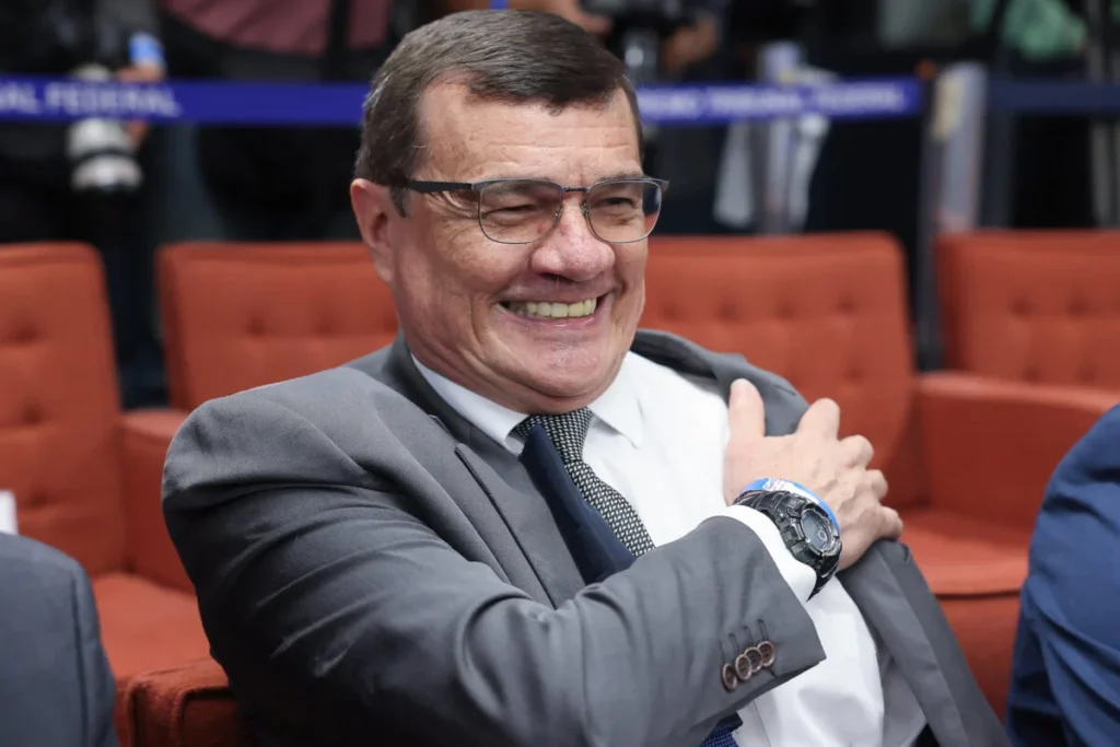 STF autoriza visitas de militares ligados a assédio e tortura a general preso por golpe