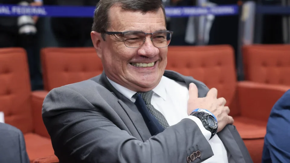STF autoriza visitas de militares ligados a assédio e tortura a general preso por golpe