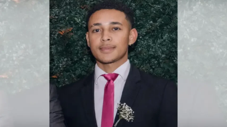 Câmera desmente PMs e registra morte a tiros de jovem negro em blitz irregular no interior do PR