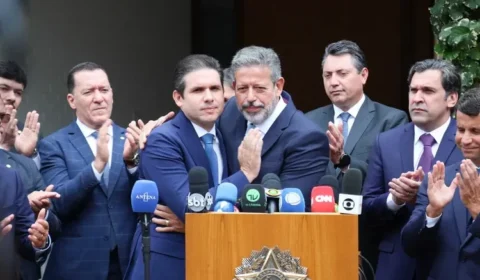 Desmoralização do atual Congresso reacende debate de Reforma Política em 2027