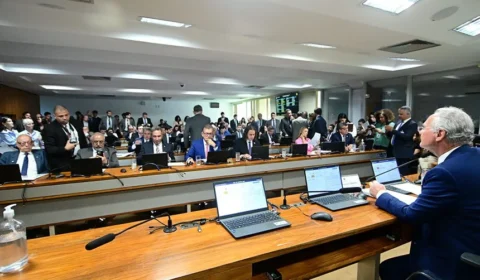 Congresso adia novamente análise da LDO 2026 em meio a impasse fiscal