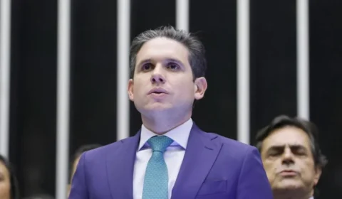 VERGONHA NO CONGRESSO