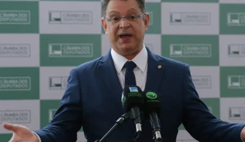 Sóstenes afirma que PL deve votar contra ‘anistia light’