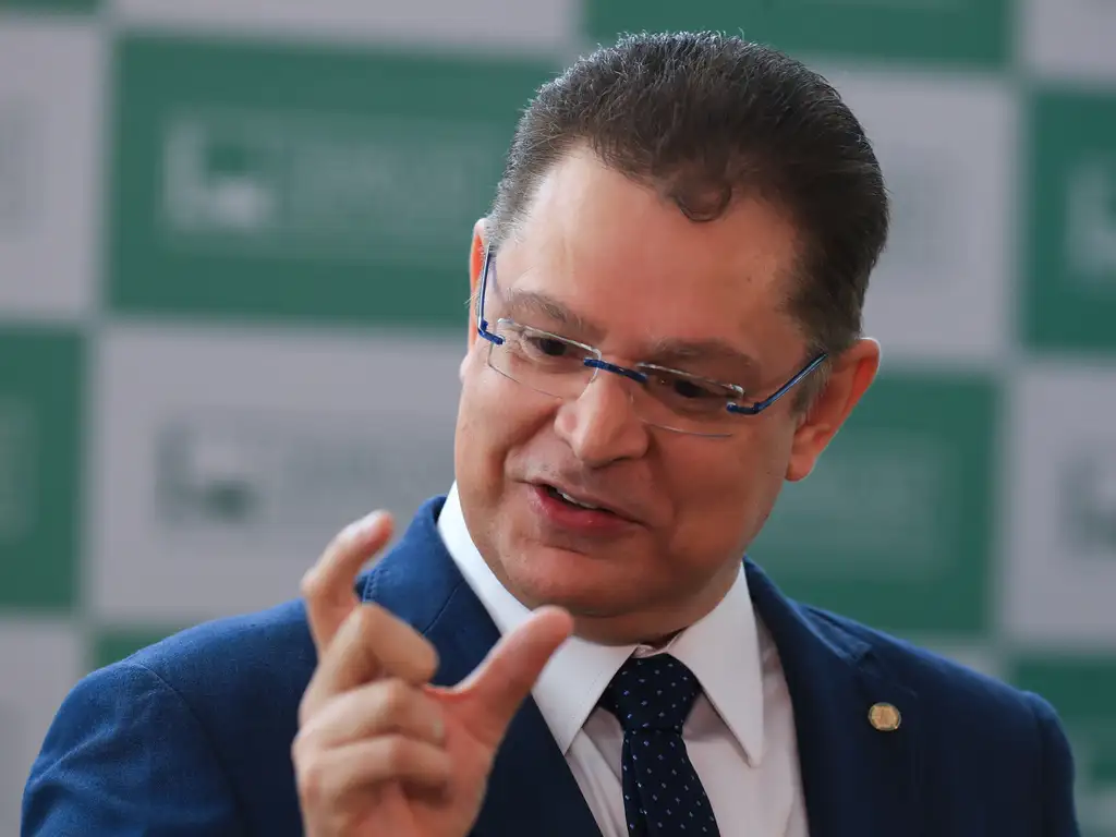 Líder do PL assinou escritura de venda de imóvel 11 dias após apreensão de dinheiro