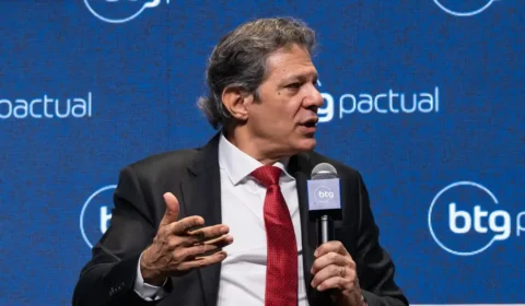 Haddad diz que política fiscal não depende apenas do governo federal
