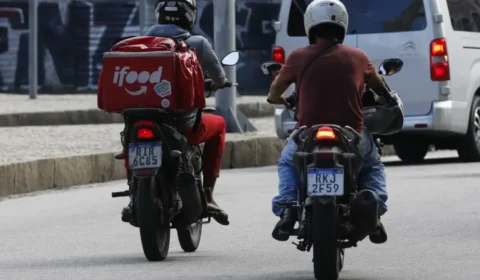 Rio proíbe obrigatoriedade de entrada de entregadores em condomínios