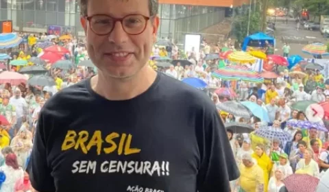 Bandeira dos EUA nas manifestações de 7/9 foi idéia de ex-assessor de Orleans e Bragança