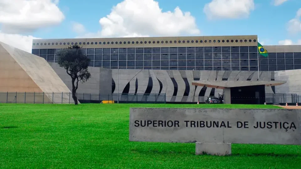 STJ demite servidor suspeito de envolvimento em esquema de venda de decisões