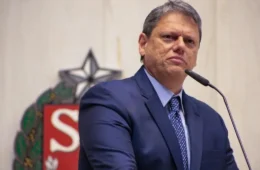 Enquanto atua para aliviar bets e bancos de imposto, Tarcísio turbina pedágios em SP