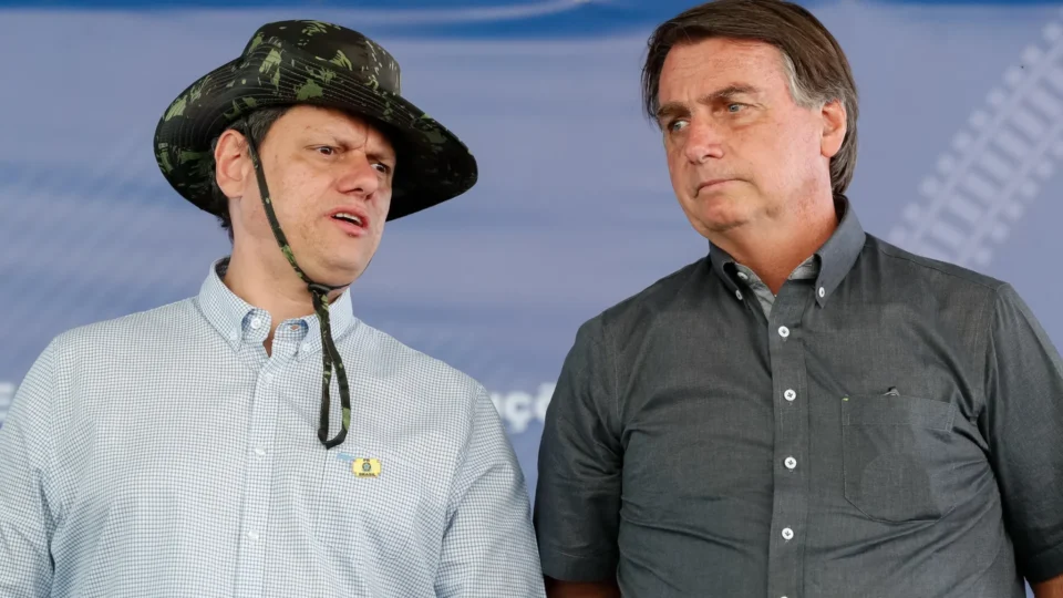 Bolsonaro cada dia mais perto de anunciar apoio a Tarcísio para 2026