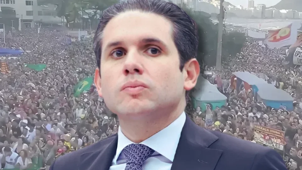 Apesar da rejeição popular, Hugo Motta ainda defende PEC da Bandidagem