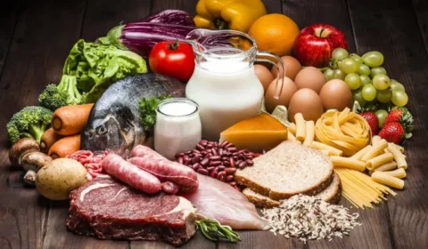 Conheça alimentos antiestresse indicados por médico e nutricionista