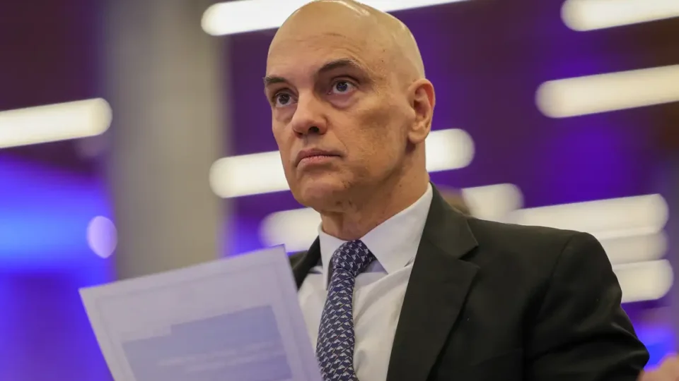 Moraes se reúne com Paes e Castro para tratar de chacina na segunda-feira