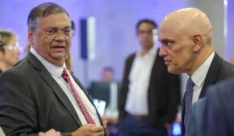 Moraes autoriza investigação de ameaças contra Dino por voto em julgamento de Bolsonaro