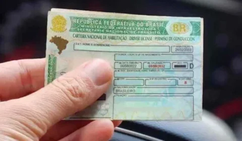 Governo Lula vai zerar aula teórica para CNH, mas avalia mínimo de 4 h para prática