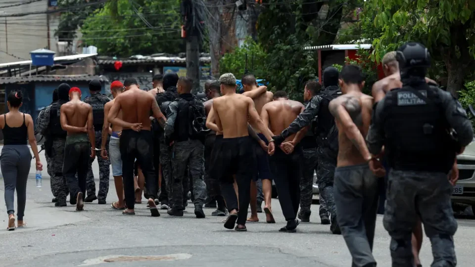 Chefes do CV de MT pagam R$ 80 mil por mês para se esconder em favelas do RJ