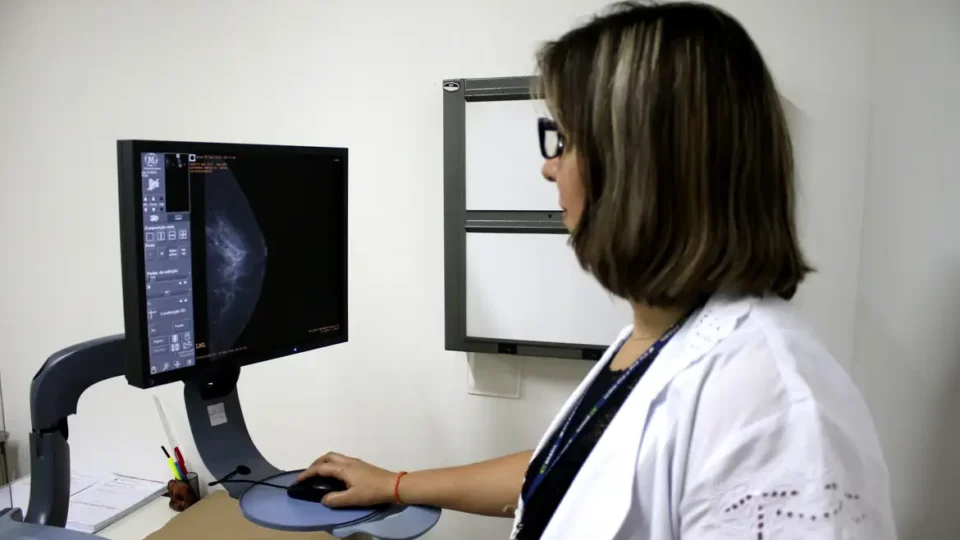 Mamografias pelo SUS alcançam menos de 40% das mulheres de 50 a 69 anos