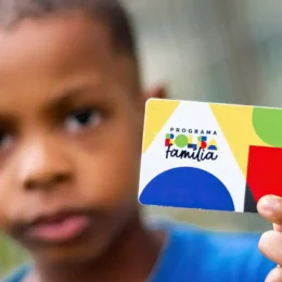 Novo valor do Bolsa Família começa a ser pago dia 19; veja calendário e reajuste por pessoa