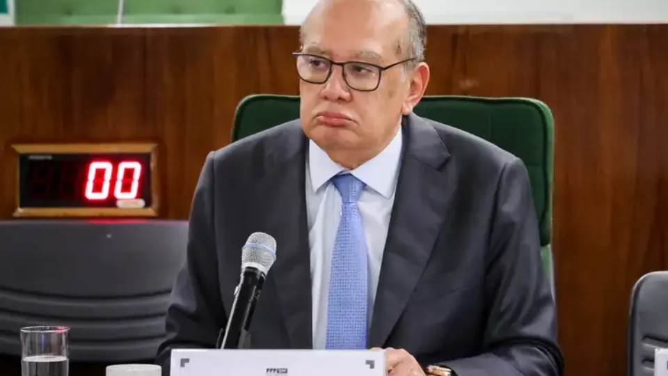 Gilmar Mendes limita pedidos de impeachment contra ministros do STF