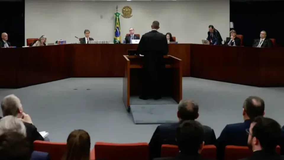 STF marca para dia 8 sessão de julgamento sobre nova eleição no RJ