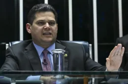 Alcolumbre deixa CPMI do Banco Master fora da sessão do Congresso