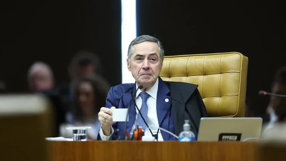 Barroso decide antecipar aposentadoria do STF: ‘É hora de novos rumos’