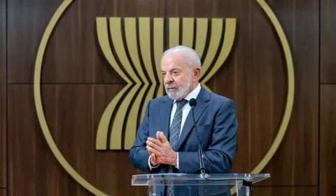Lula quer mostrar ‘equívocos nas taxações’ em possível reunião com Trump na Malásia