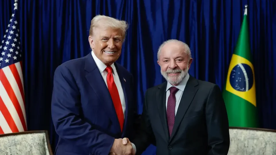 Lula afirma que defendeu a Trump combate ao crime com inteligência e sem armas
